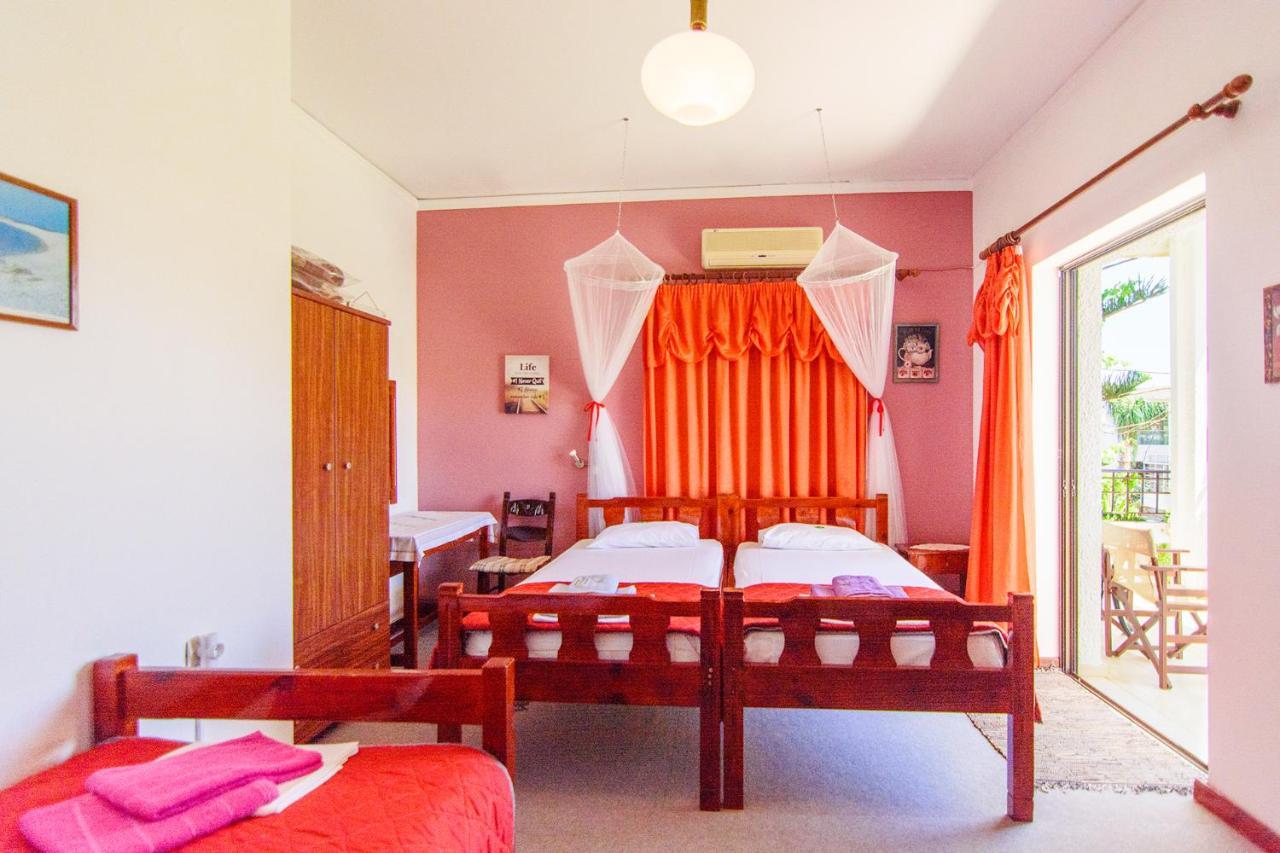 Savas Rooms Paleóchora Extérieur photo